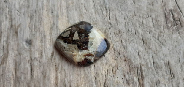 Cabochon septarian, 30x25 mm