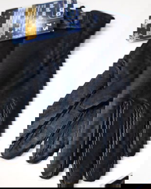 Manusi  noi, negre , piele naturala  masura 7.5, etichete atasate