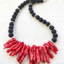 Colier Coral rosu & lava vulcanica