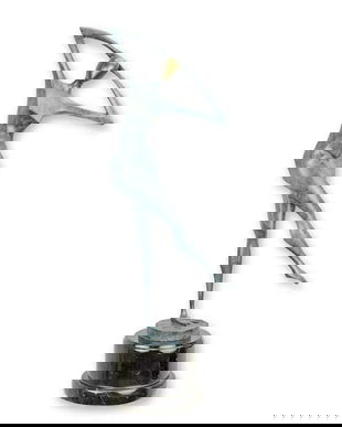 Dansatoare moderna-statueta din bronz pe un soclu din marmura