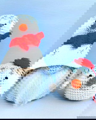 Jucarie crosetata gnom, Gnom crosetat glob Craciun, Papusa crosetata, Papusa gnom, Papusa Craciun, Decoratiune Craciun, Gnom crosetat, Gnom de Craciun, Glob crosetat, Jucarie gnom, Gnom glob de Craciun