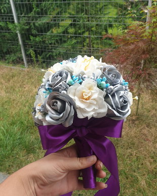 Buchet mireasa argintiu