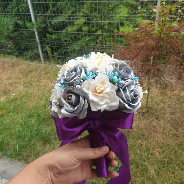 Buchet mireasa argintiu