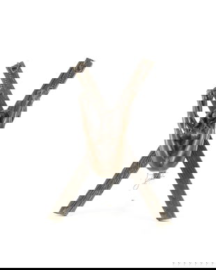 Femeie inlantuita-statueta erotica din bronz