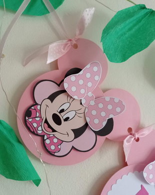Ghirlanda cu nume fetita Minnie roz