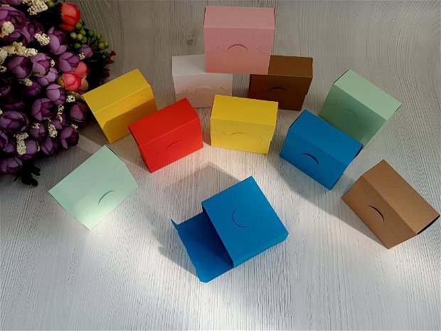 Cutiuțe din carton orice culoare