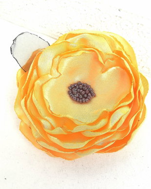 brosa trandafir galben 10 cm