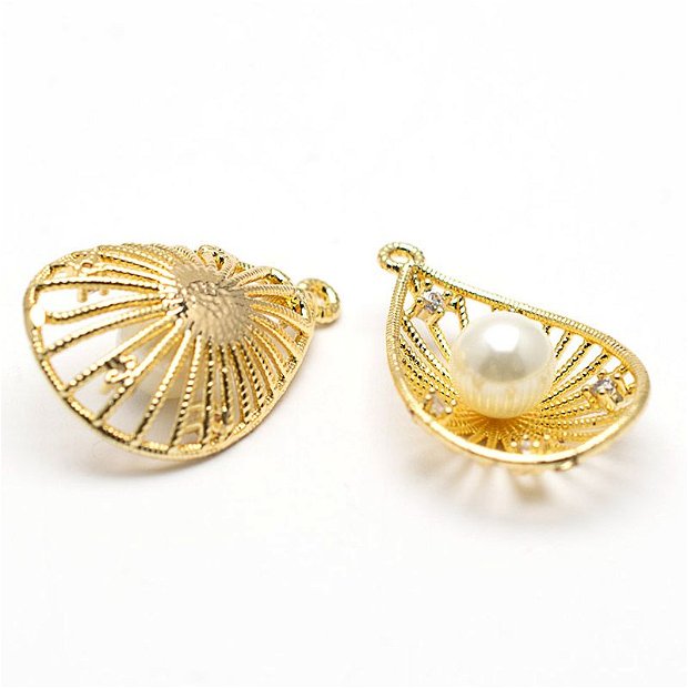 Pandantiv filigranat, placat cu aur 18k, SHELL PEARL-perla sidef natural  si cristale Cubic Zirconia, 24 x 14 mm, PAU-16