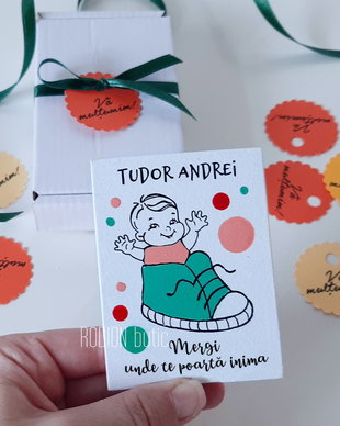 Marturii personalizate botez tenisi, pictate manual, magnetice