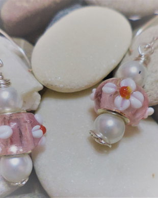 Cercei handmade din sarma ,margele tip pandora si perle din sticla 2