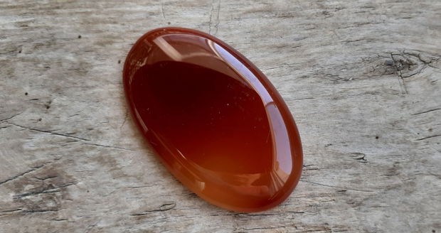 Cabochon carneol, 46x28 mm