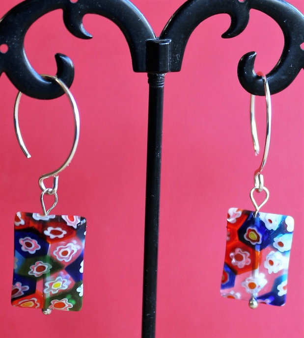 Cercei handmade din sarma si margea millefiori