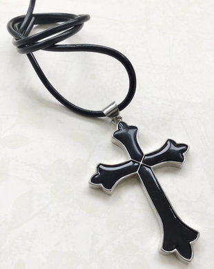 Pandantiv UNISEX cruce onix negru & șnur piele