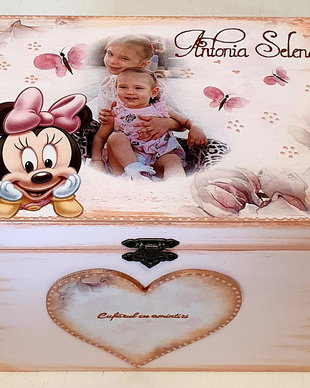 Cufar din lemn, personalizat, 30/20/18 cm sau 40/30/20 cm, tema minnie mouse