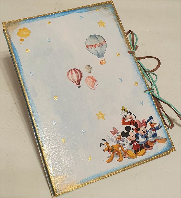 Carte oaspeti / guestbook / album personalizat cu coperti din lemn, format A5 sau A4, personaje Disney