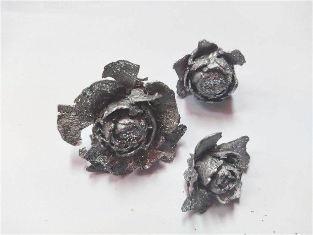 Trandafiri din cedru argintii- 3buc/set-  CS20260362369