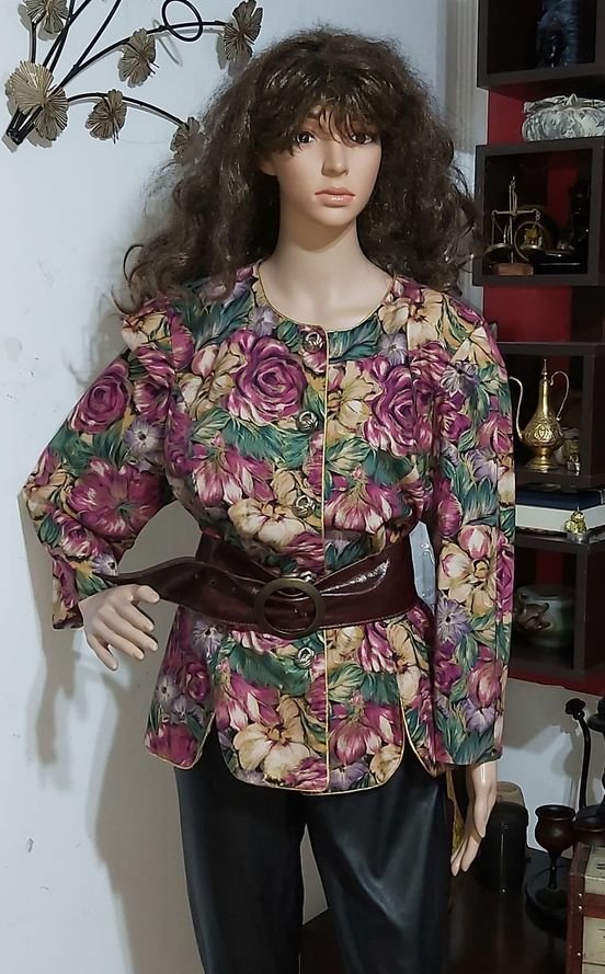 Jacketa stilizata retro anii 70
