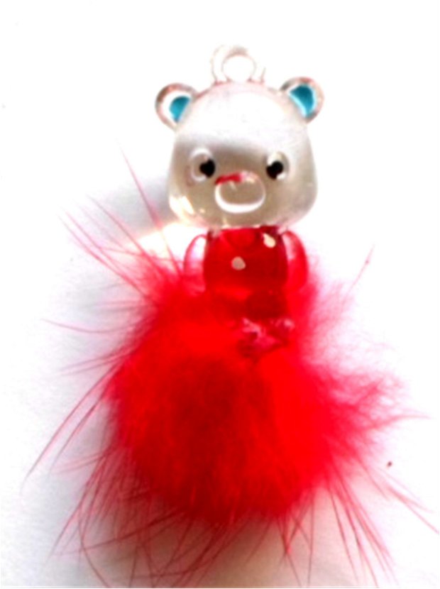 Pandantiv plastic ursulet cu moț rosu
