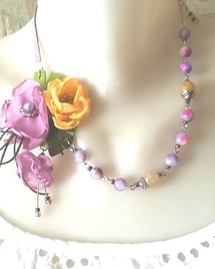 colier floral mov galben cu jad multicolor