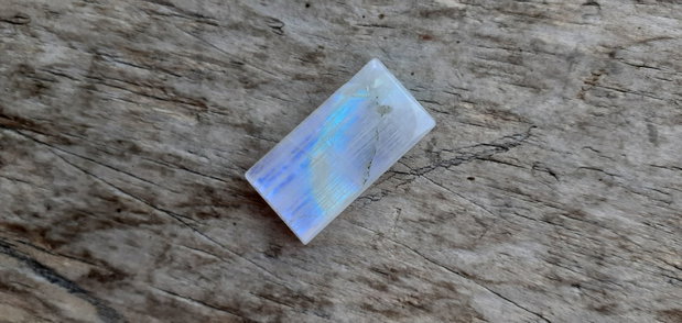 Cabochon piatra lunii, 25x13 mm