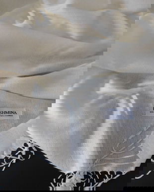 Esarfa noua  Pashmina , lina cu matase naturala