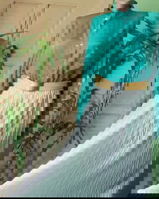 Bluza noua verde smarald, matase naturala in amestec