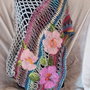 Poncho cu flori impaslite