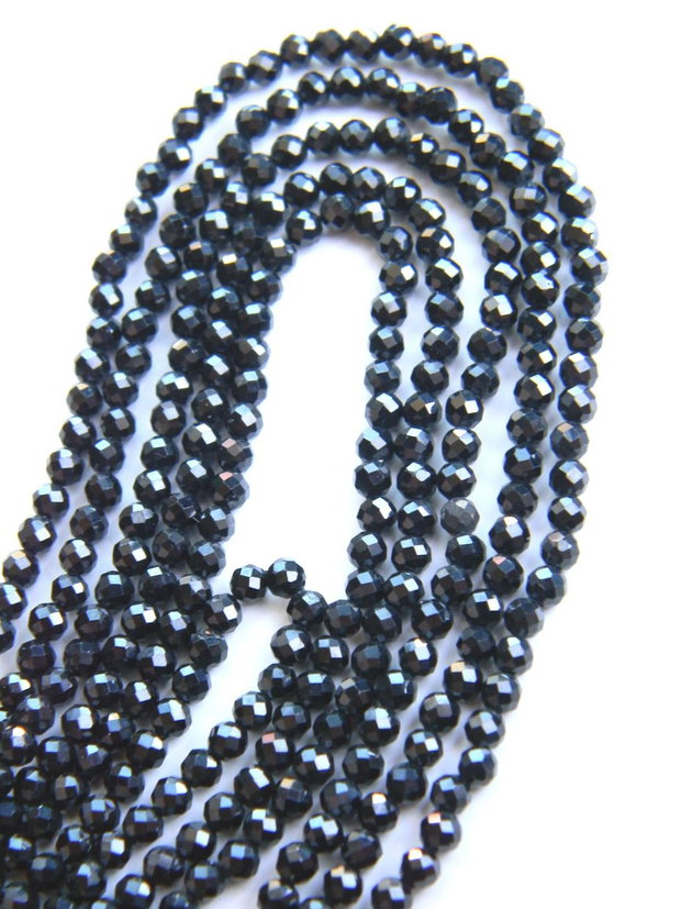 Spinel negru 3 mm (PGA)