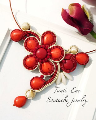Colier rosu soutache