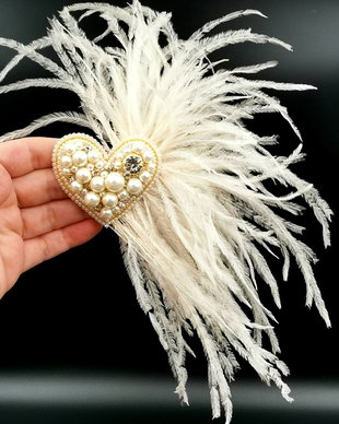 Rezervat Broșă Glam Heart