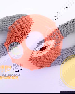Gogoasa Halloween, Decor Halloween, Dovleac, Dovleac Halloween, Cupcake dovleac, Briosa dovleac, Jucarie crosetata cupcakes, Briose crosetate, Briose decorative, Gogoasa, Gogoasa de plus, Cupcakes Halloween, Briose Halloween