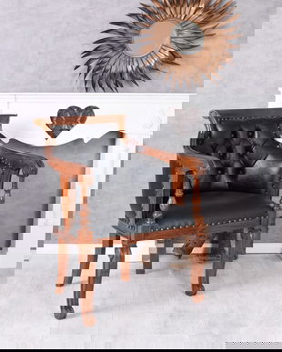 Fotoliu Chesterfield din lemn masiv cu tapiterie din piele ecologica neagra