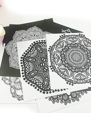 Coli colorat antistres. Design Mandala
