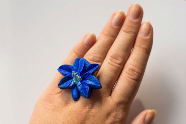 Inel floare din ceramică