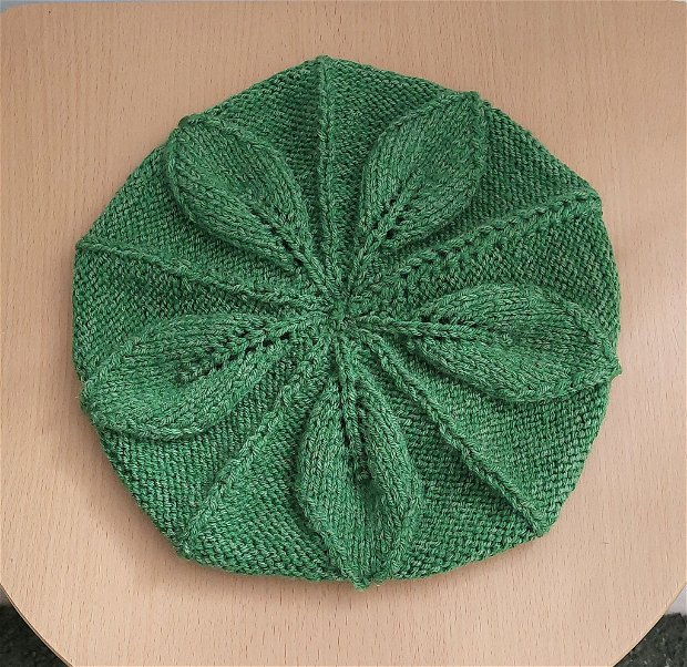 Bereta Caciula tricotata verde
