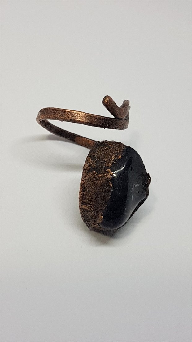 Inel unicat , inel reglabil , inel electroformat , inel din cupru si obsidian.