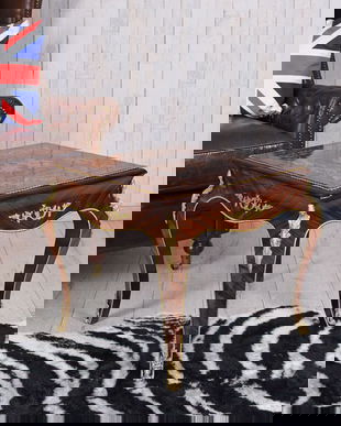 Masa deosebita din lemn masiv furniruit cu decoratiuni din alama