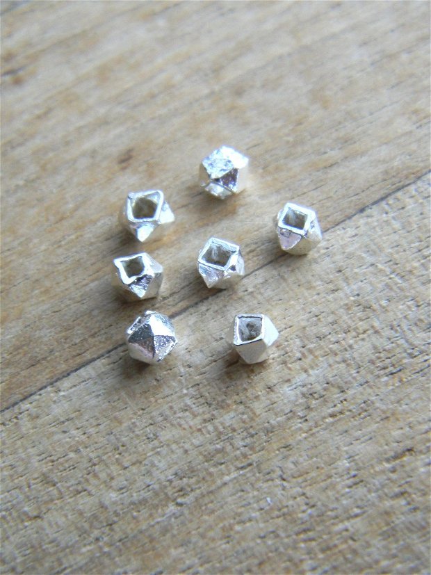 Margele argint 3 mm (MN10-3)