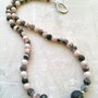 Colier CHOKER Jasp Pink zebra