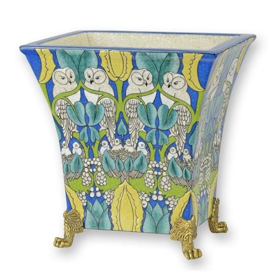 Fructiera din portelan cu picioare din bronz