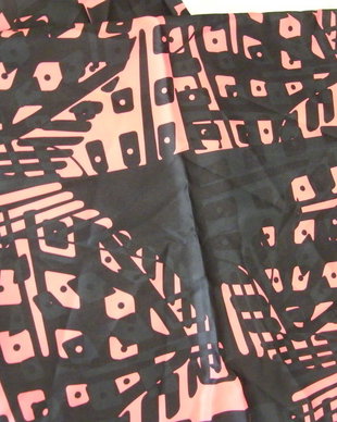 Cupon satin rosu cu negru