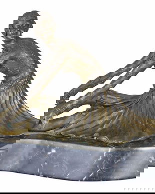 Dansatoare - statueta din bronz pe soclu din marmura