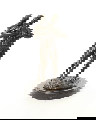 Doi barbati - statueta erotica pe soclu din marmura