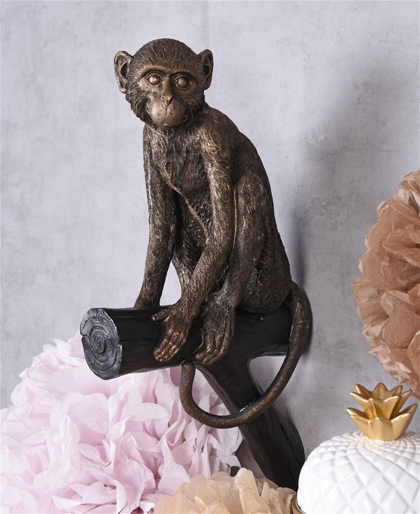 Decoratiune din rasini cu o maimuta