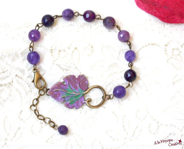 Bratara violet cu frunza patinata