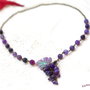 Colier violet si frunza verde