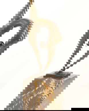 Contorsionista - statueta din bronz pe soclu din marmura