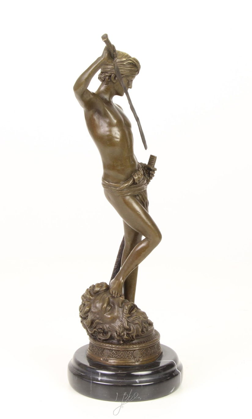 David- statueta din bronz pe soclu din marmura