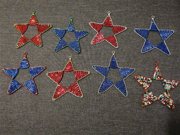 Decoratii pentru brad in forma de stea