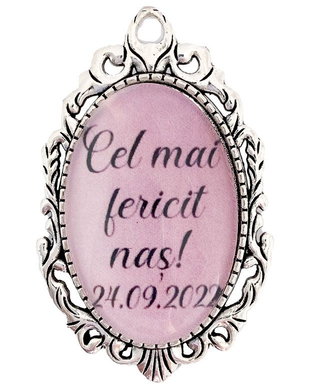 Cocarda brosa cel mai fericit nas